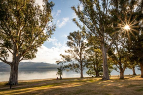 Hop, Skip and Jump to the Lake - Te Anau Holiday House